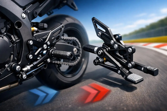 Pedane arretrate moto per guida più precisa