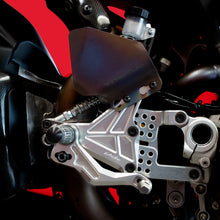 VALTERMOTO Pedane di tipo 4.5 DUCATI PANIGALE V4 2025 CON POMPA FRENI