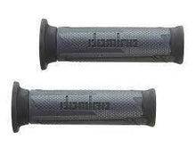 PAIR OF ANTHRACITE/TOURISM BLACK GRIPS